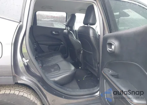 2018 Jeep Compass Latitude 4X4 from USA, damaged, VIN 3C4NJDBB6JT142625